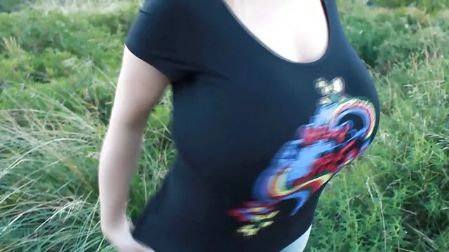 Blonde baise sa video sexe française gratuite chatte au poker