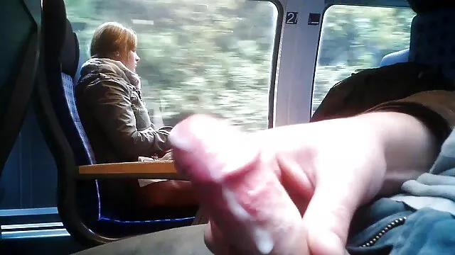 Le mec a baisé une chienne huilée video xxx tu kif dans l'anus