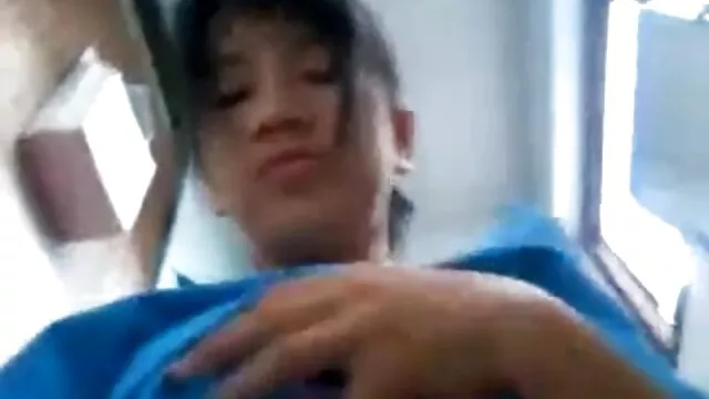 Fille montre son cul film arabe porno gratuit et se fait baiser dans la voiture