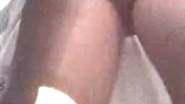 Une jeune web porno gratuit blonde tendre baise avec un vieil homme et avale du sperme