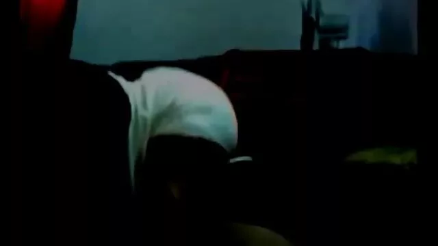 Jeunes lesbiennes blondes douces film porno des noires lèchent la chatte anale et douce