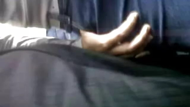 Une grosse maman a appelé un homme sur appel. Une mexicaine chaude est venue la voir, qui film porrno gratuit a mis sa bite dans la chatte d'une salope insatiable