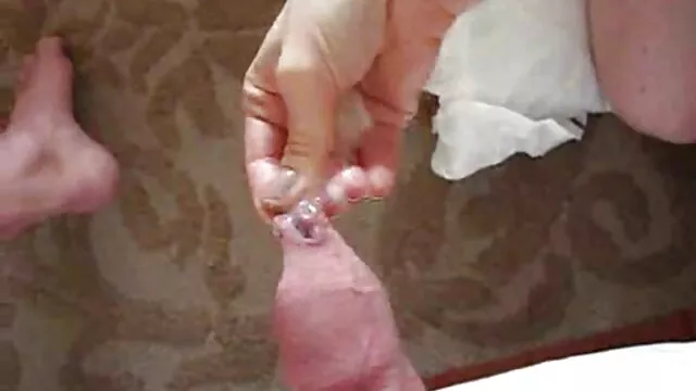 Une jeune Japonaise est allée en Amérique à la recherche du bonheur, mais est tombée dans les griffes d'un négro sale et d'un homme blanc, qui film porno entierement gratuit baisent durement cette nana juteuse dans tous ses trous étroits