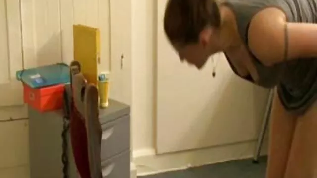 Avale du sperme après une baise de chatte film de sexe français gratuit